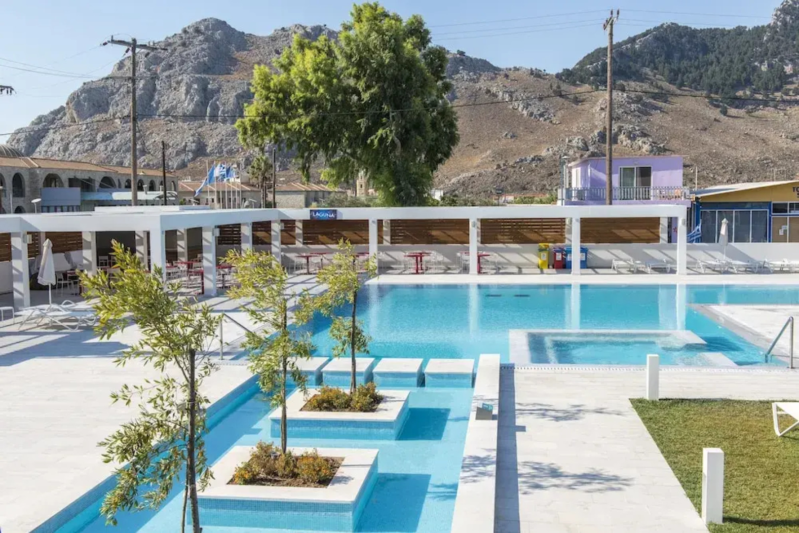 Atlantica Tropical Suites