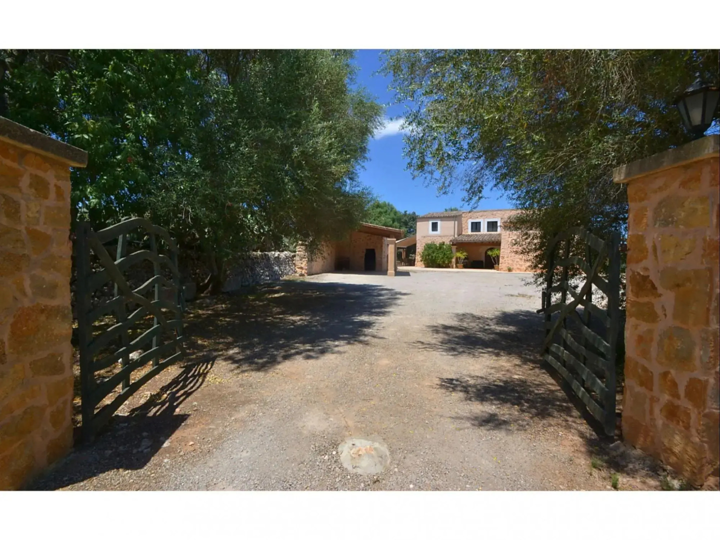 Countryside Villa & Garden