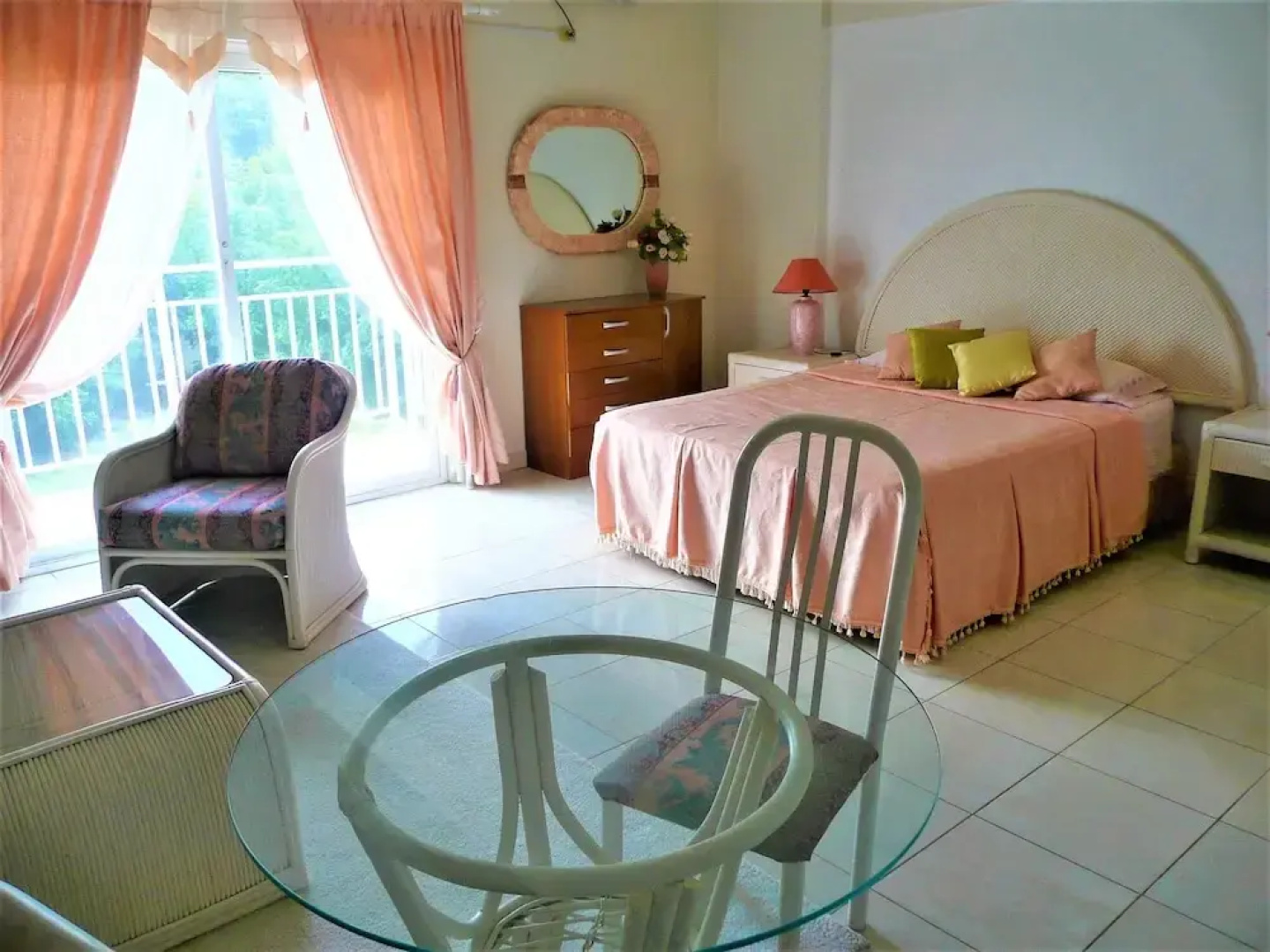 Myriam and Frank Residence