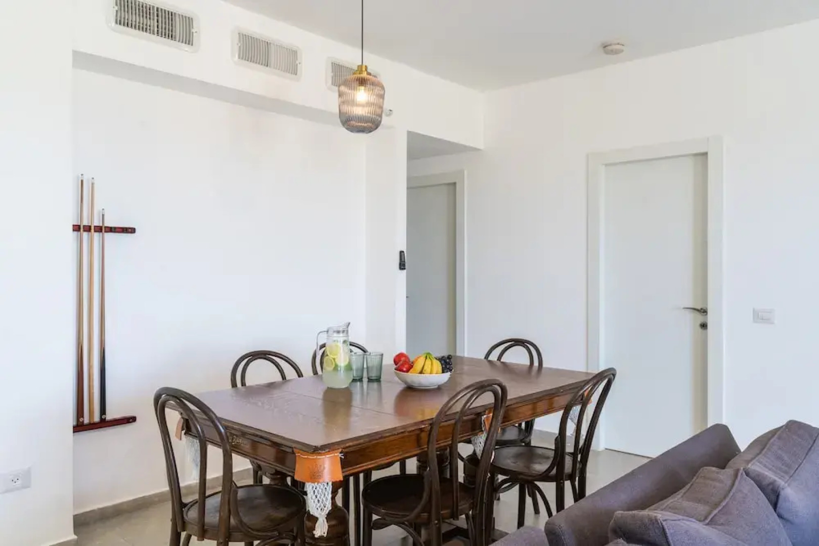 Alloro First Line To The Beach