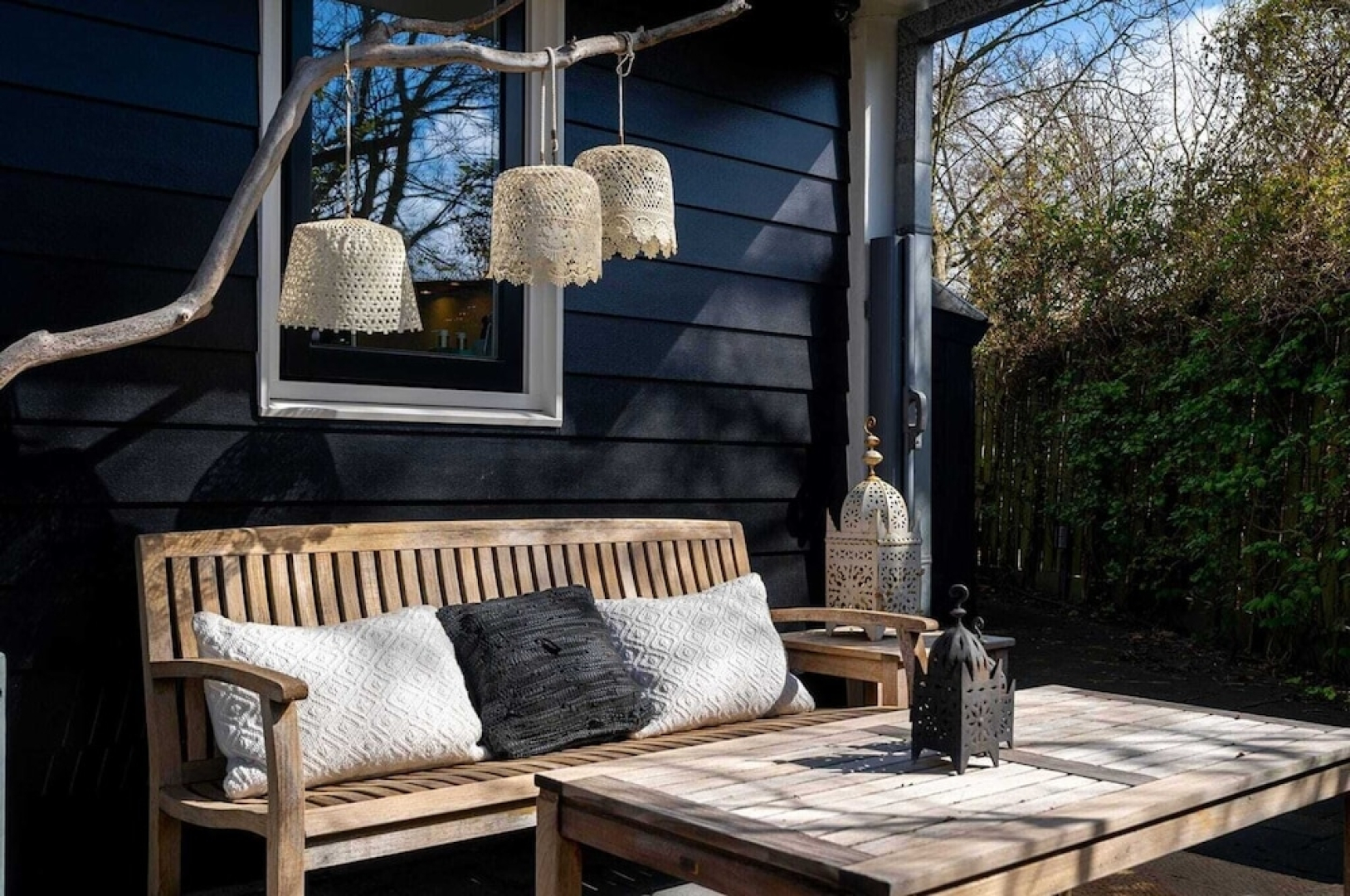 Rustic-modern Furnished Holiday Home With an Exciting Garden