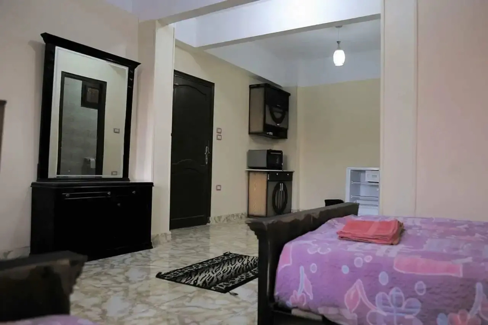 The Pyramids Inn Cheops