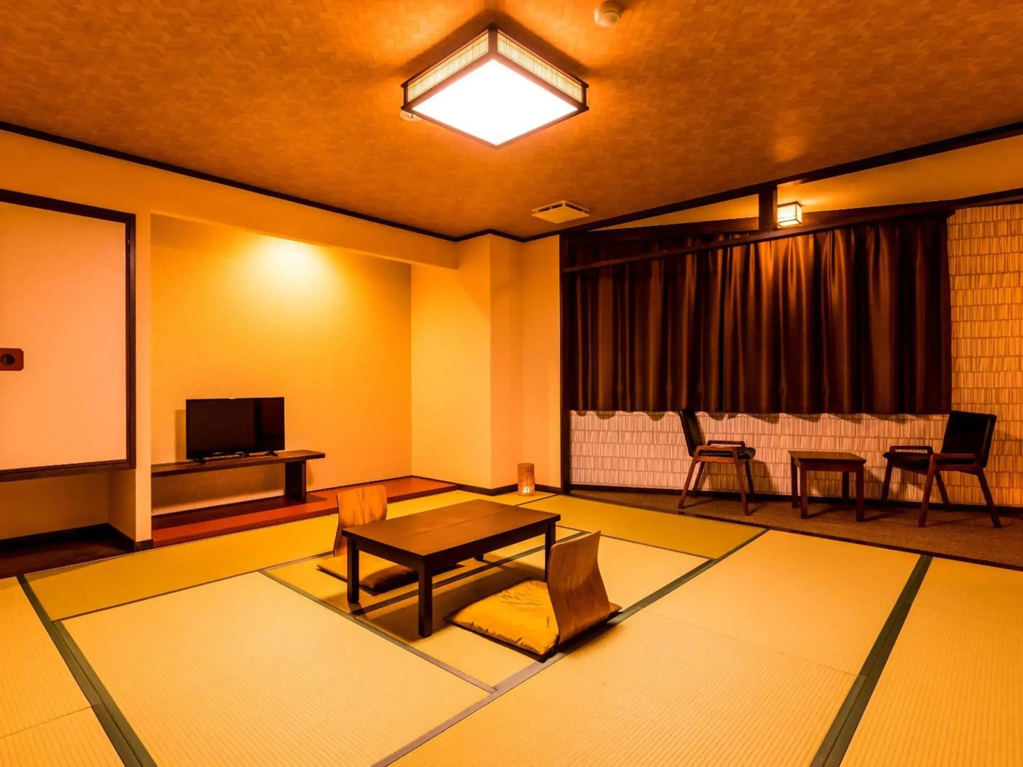 Ooedo Onsen Monogatari Premium Shirahama Saichoraku