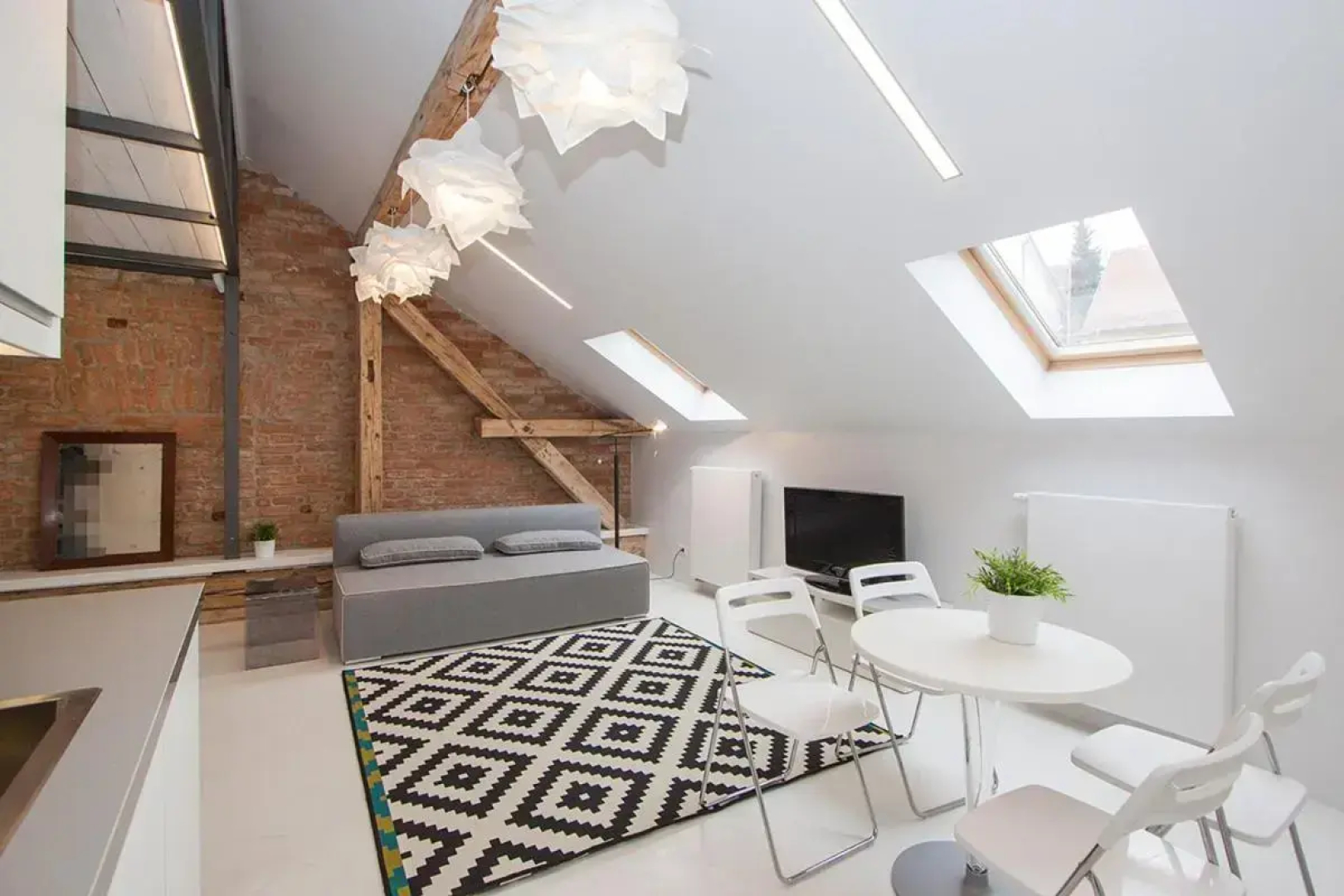 Upper Town Apartment