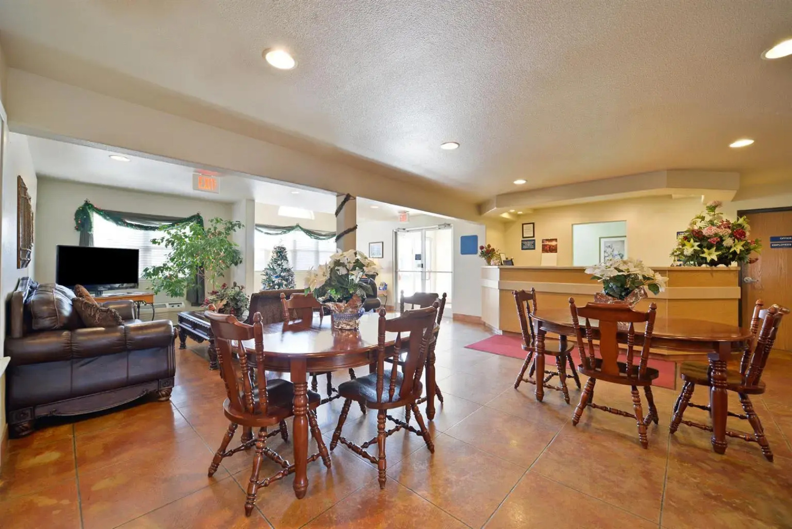 Americas Best Value Inn & Suites Ada