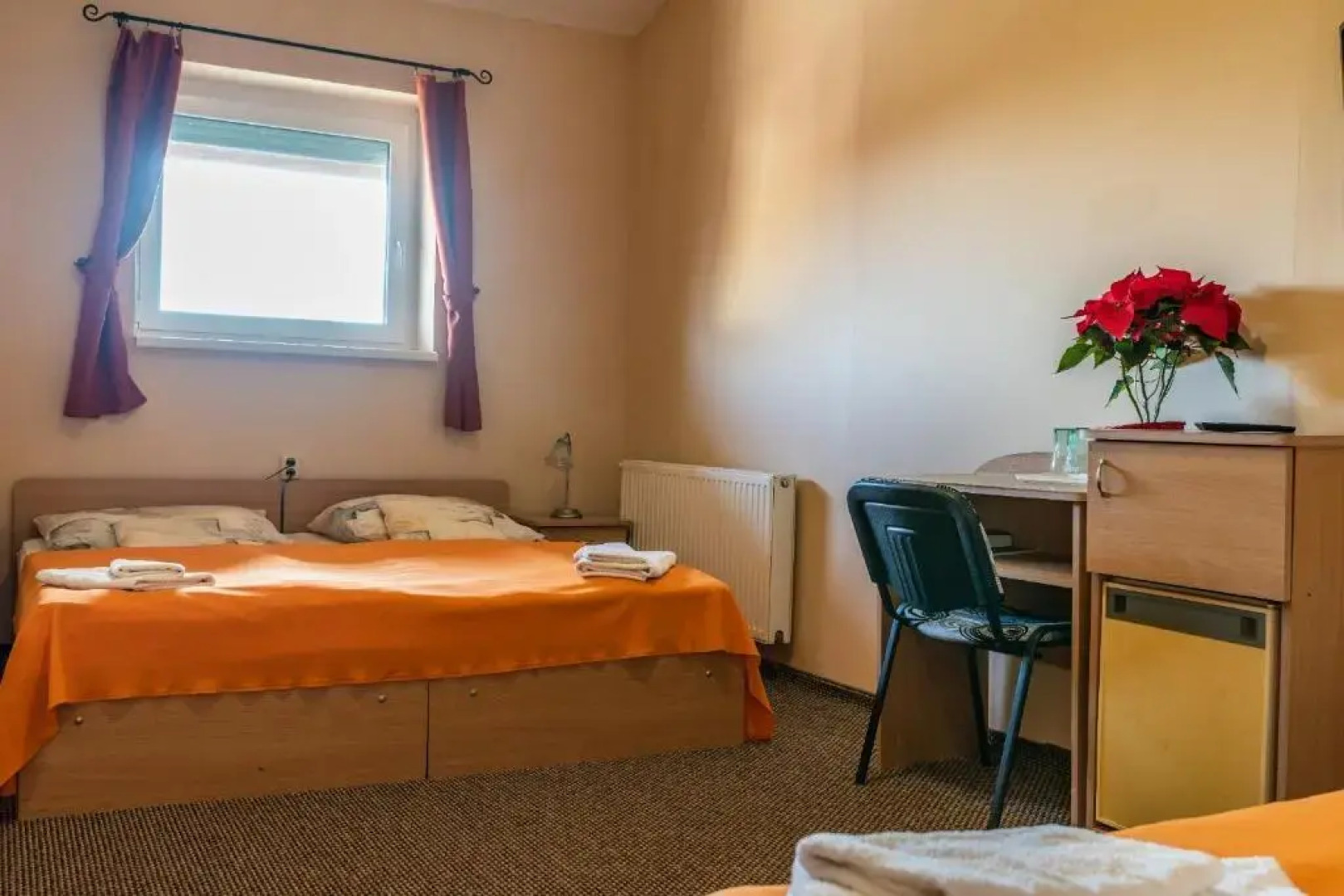 Huszár Panzió és Étterem