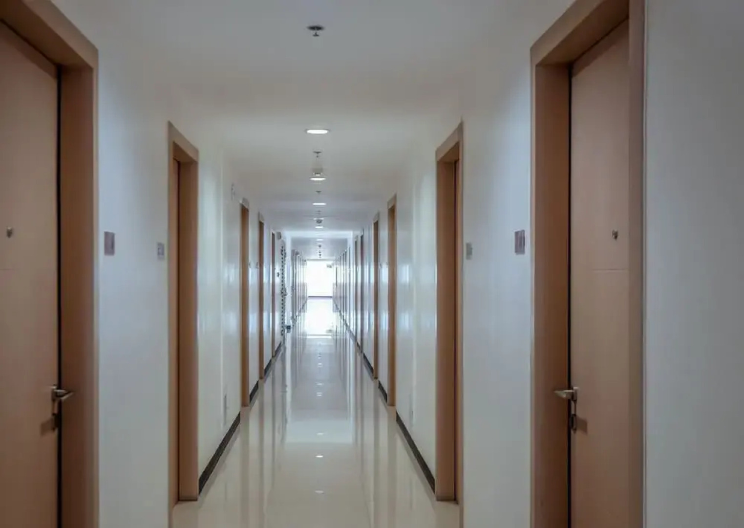 ZEN Rooms Light Residences EDSA