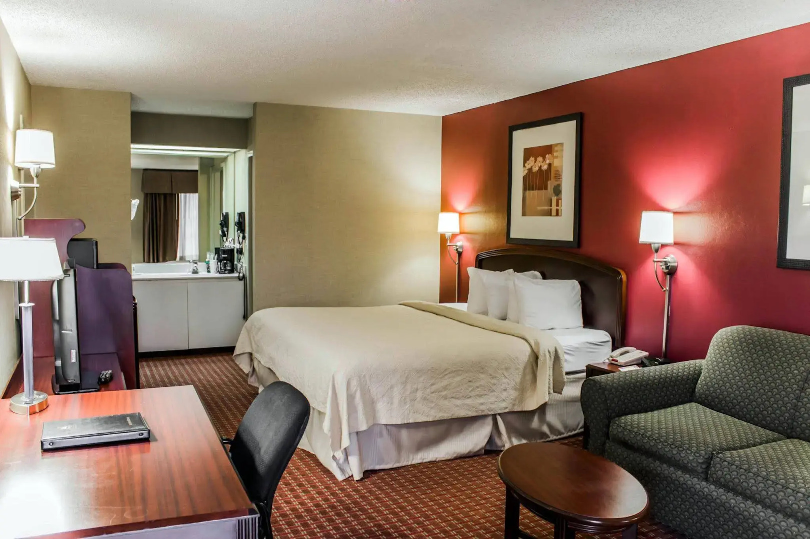 Quality Inn Roanoke Rapids