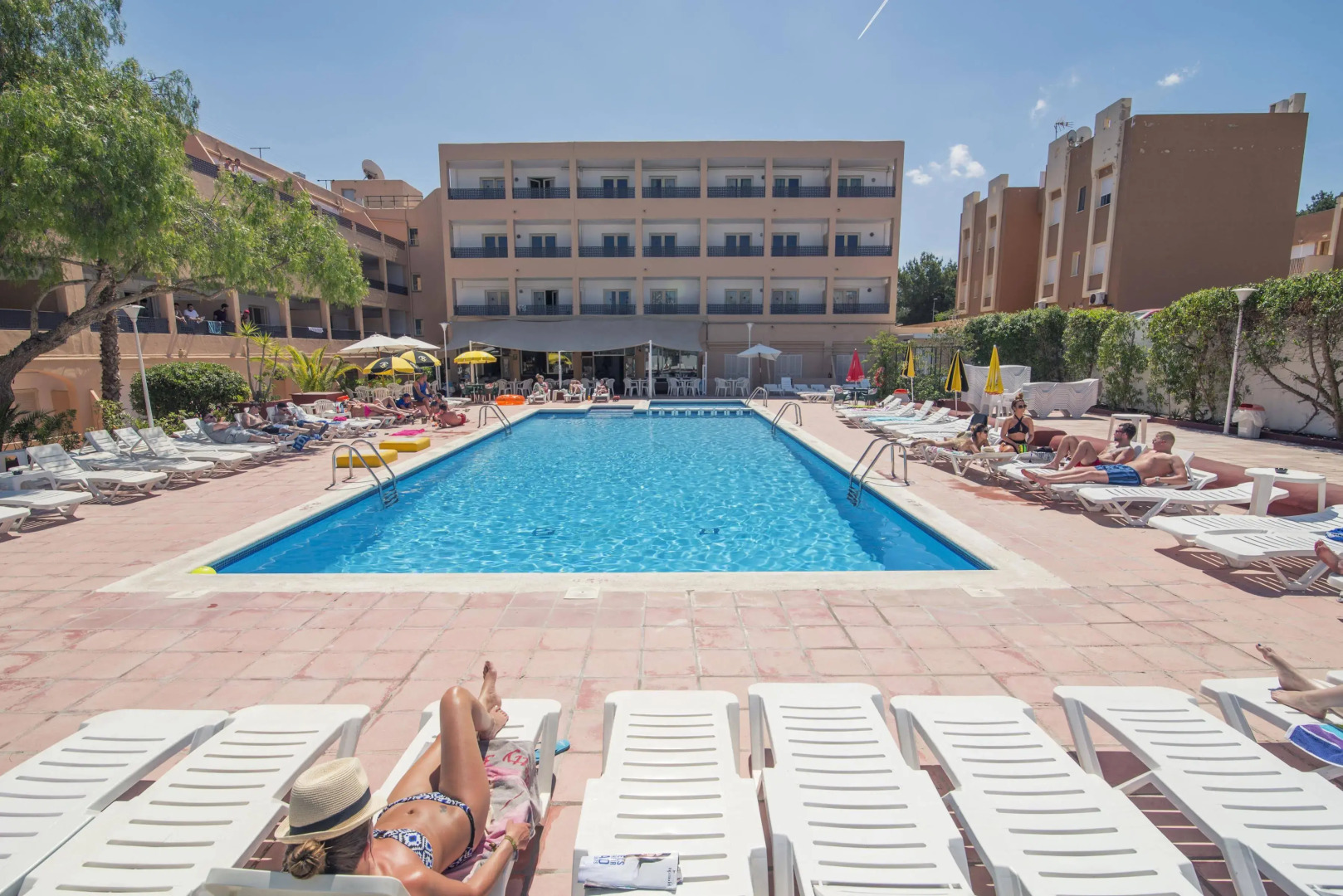 azuLine Apartamentos Sunshine