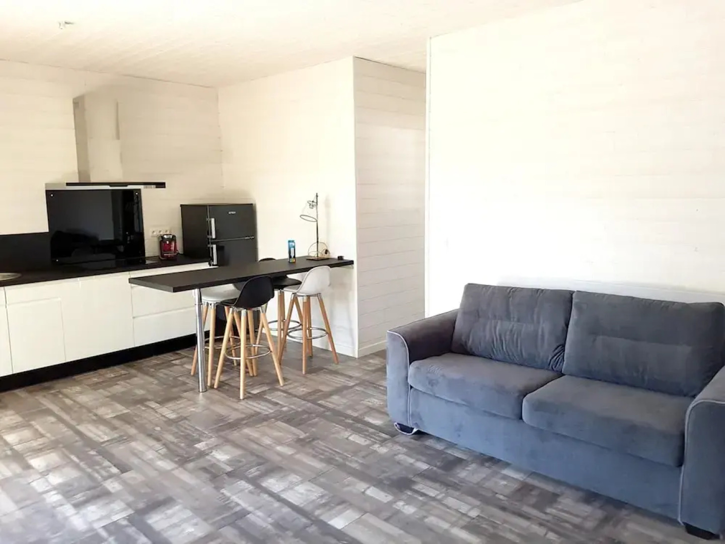 House With one Bedroom in Audenge, With Enclosed Garden and Wifi - 3 km From the Beach