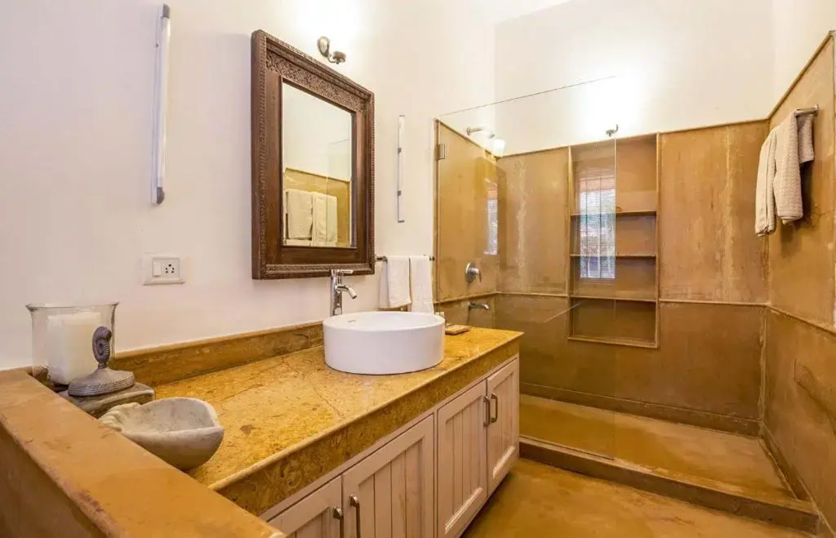 Stayvista At La Bougainvillea