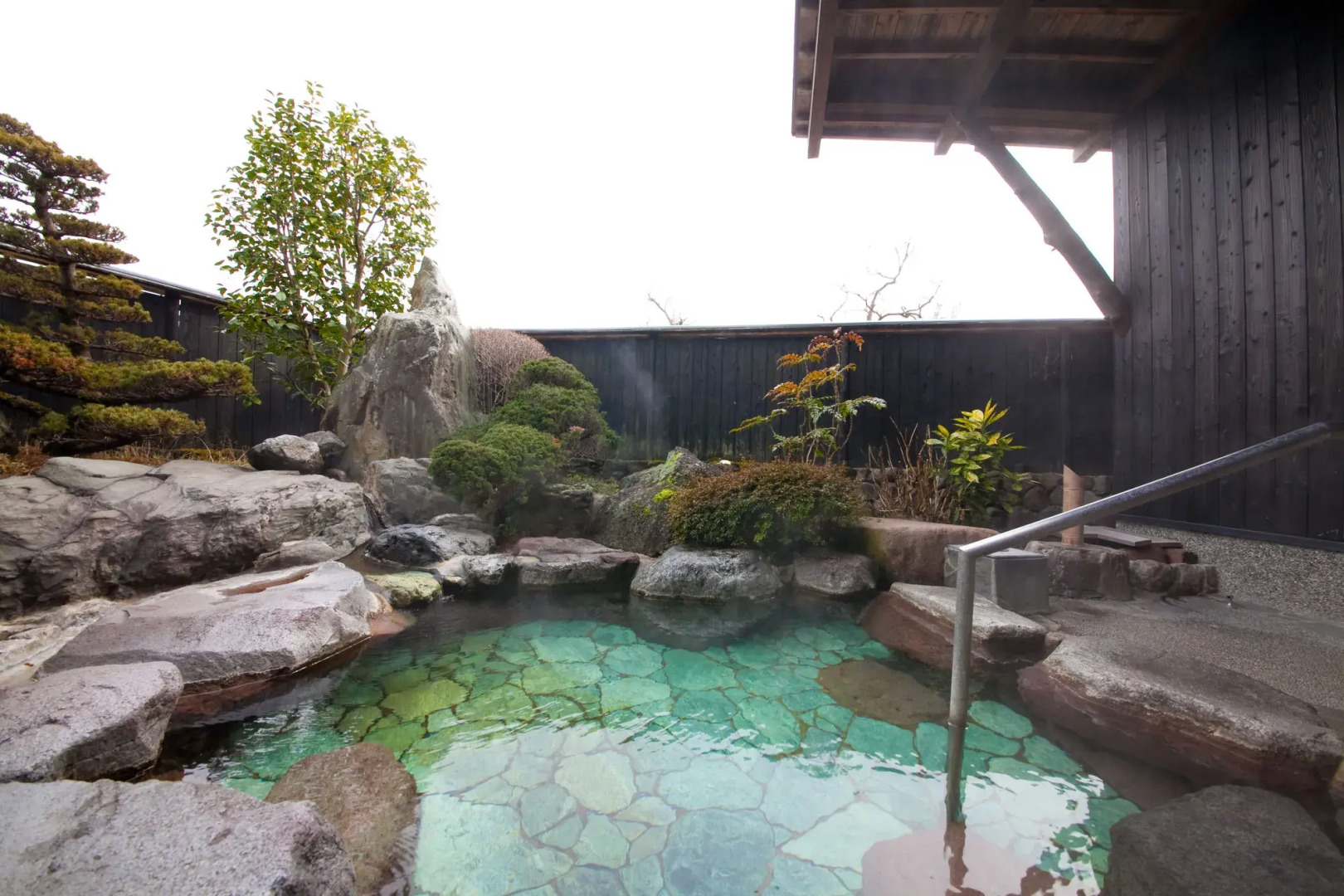 Yufuin Yawaraginosato Yadoya