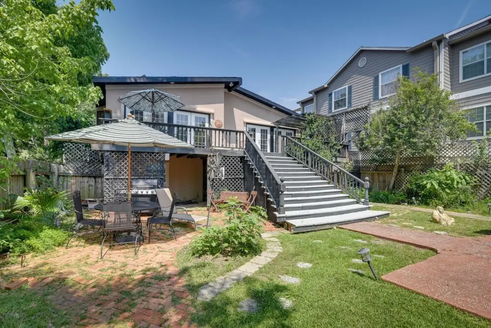 Texas Escape w/ Private Pool, Grill & Balconies!