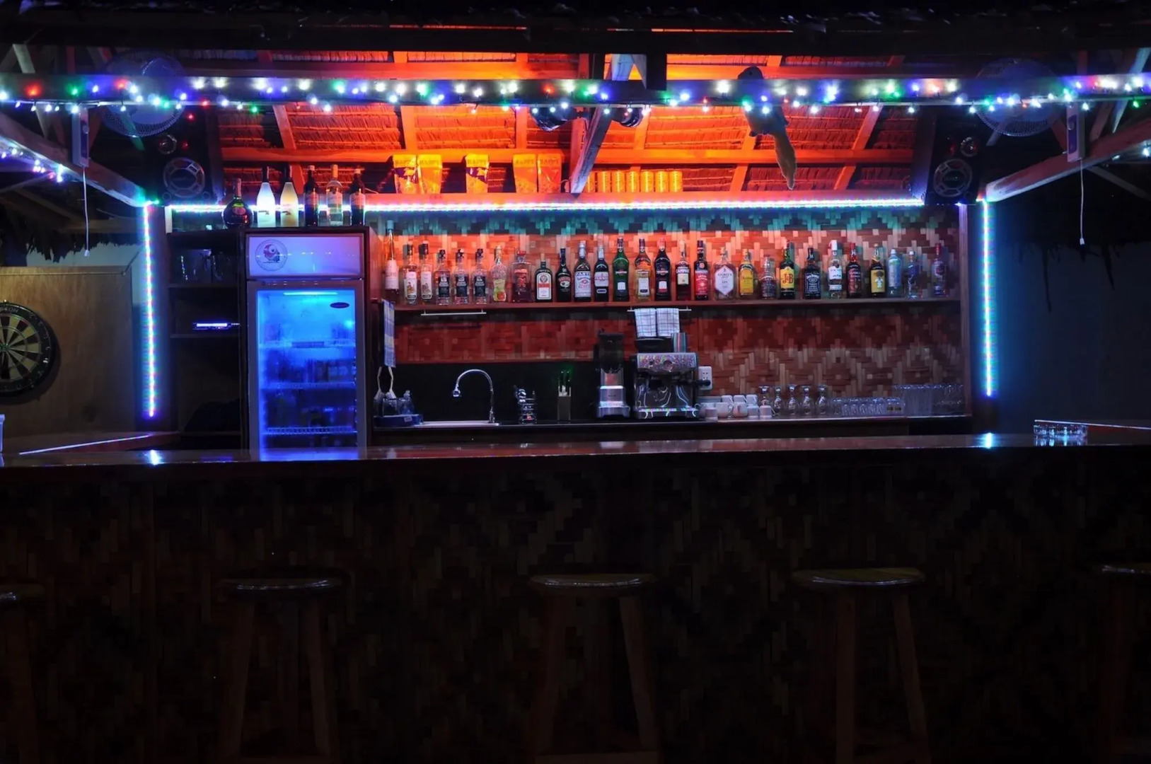 Parrot Resort Moalboal