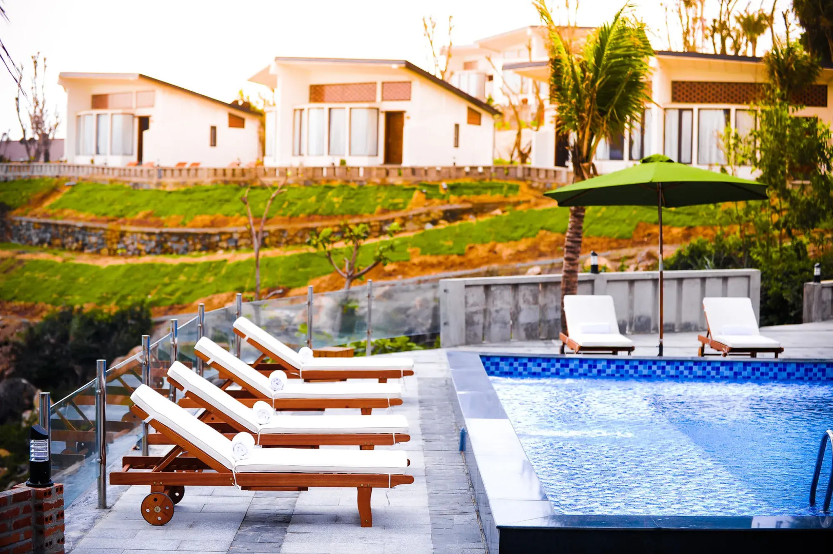 Aurora Villas & Resort