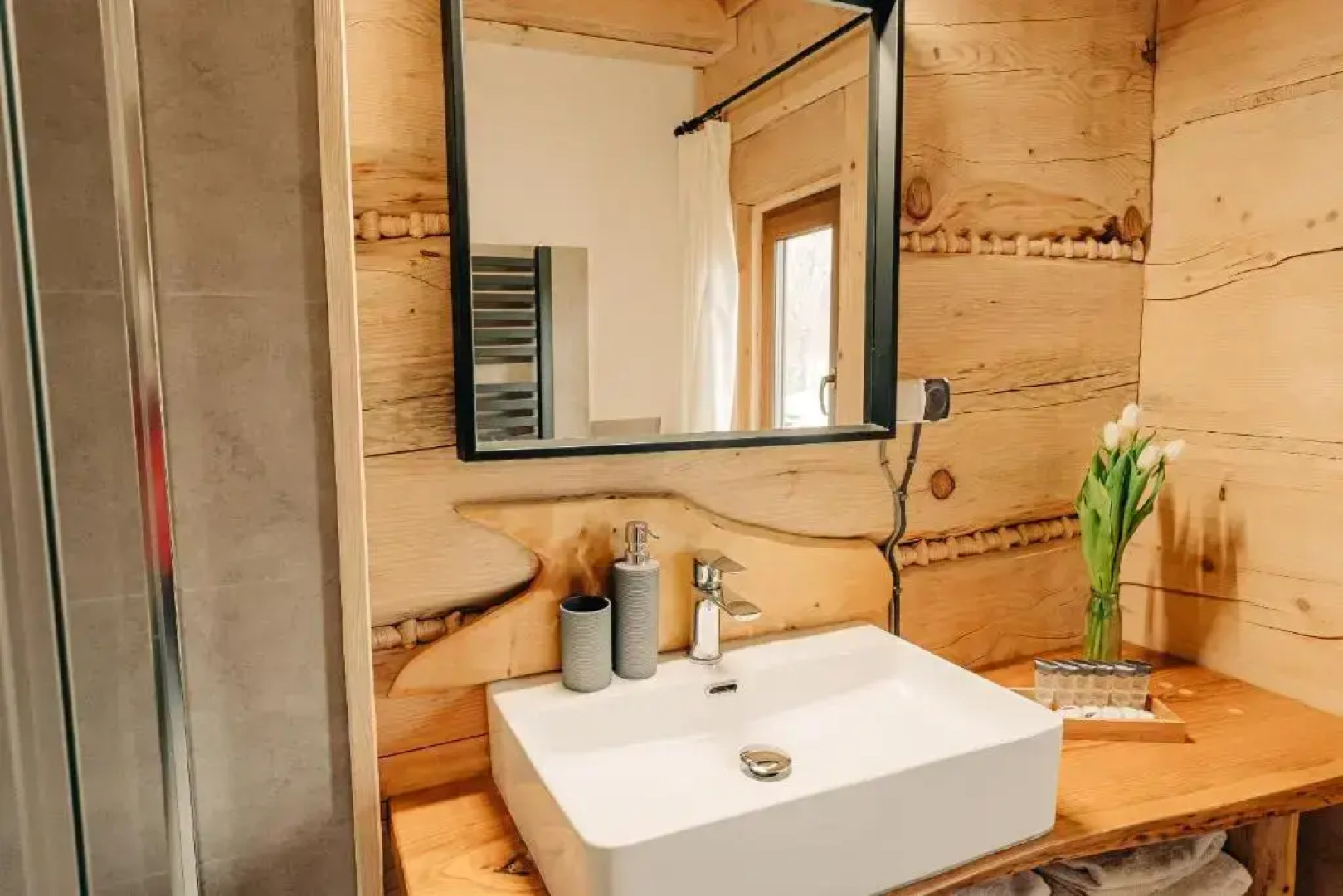 Bieszczadzkie Chatki - Willa Stasia