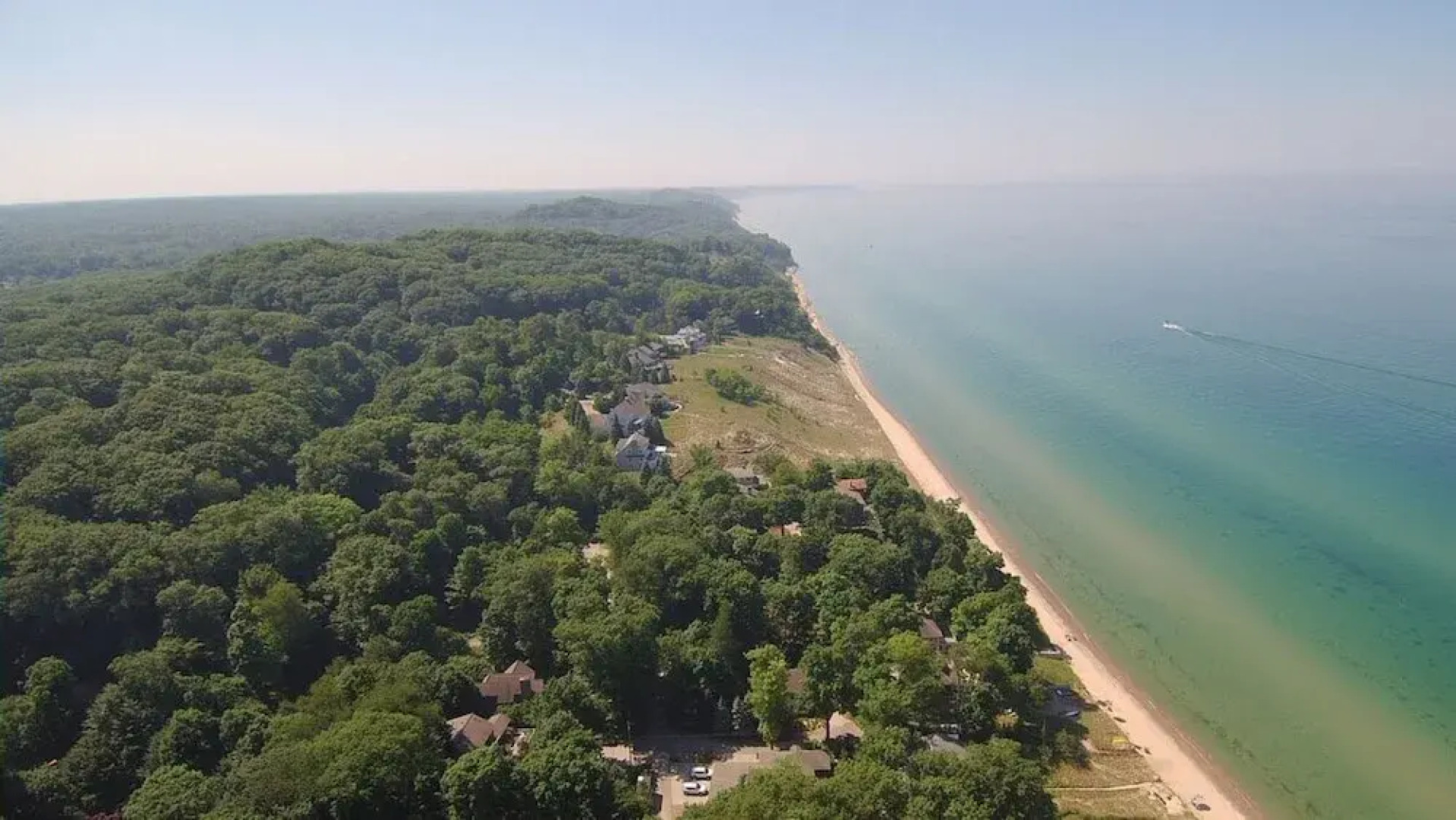 Beach View Cottage - On the Lake
