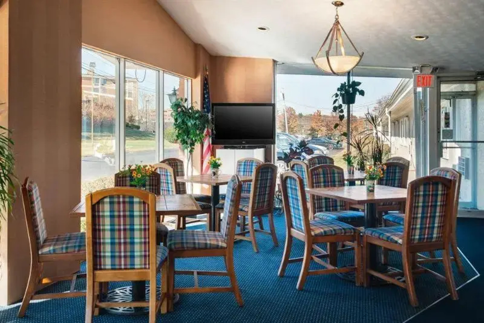 Monticello Inn Framingham