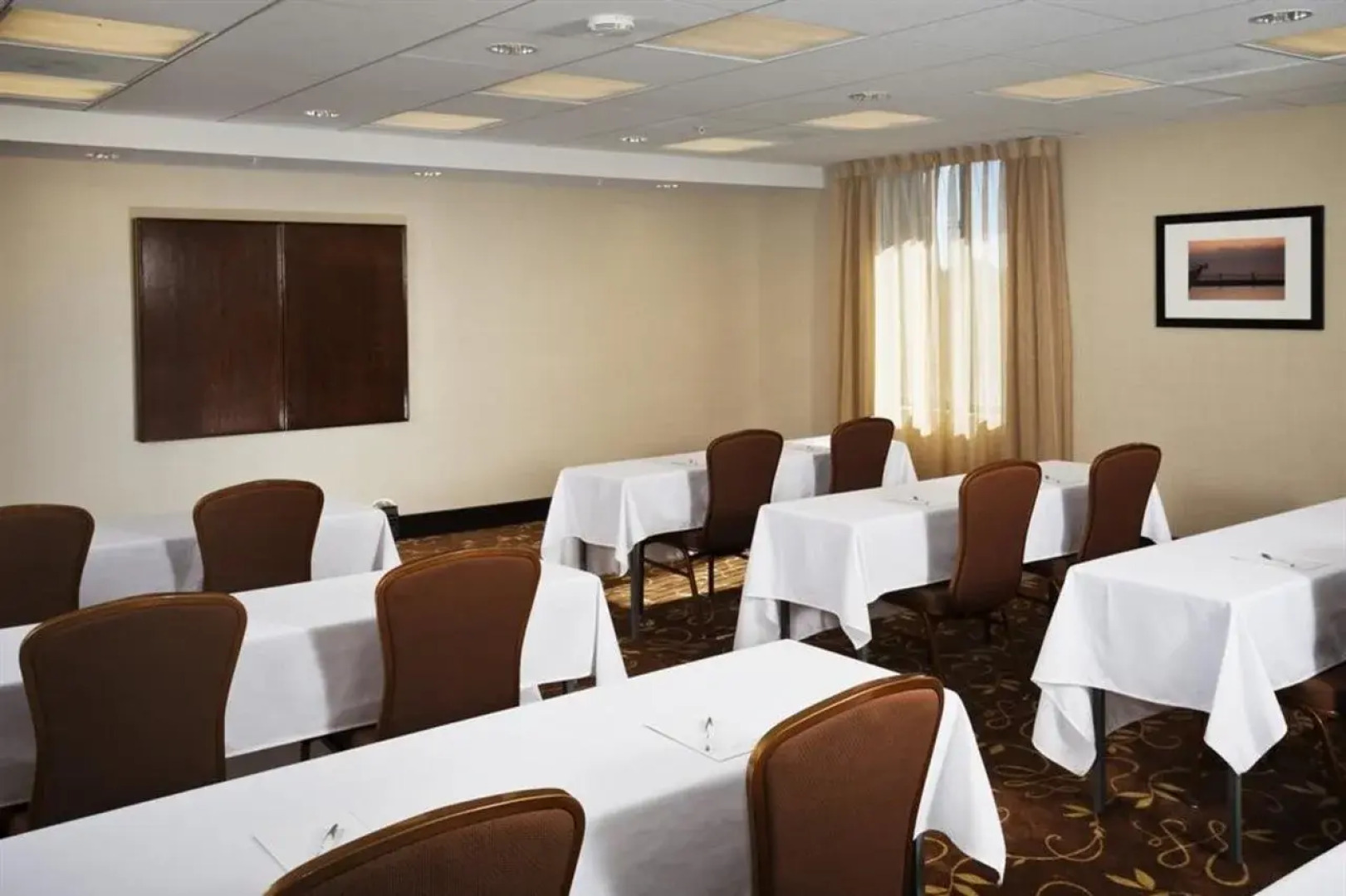 Hampton Inn & Suites Arroyo Grande/Pismo Beach Area, CA