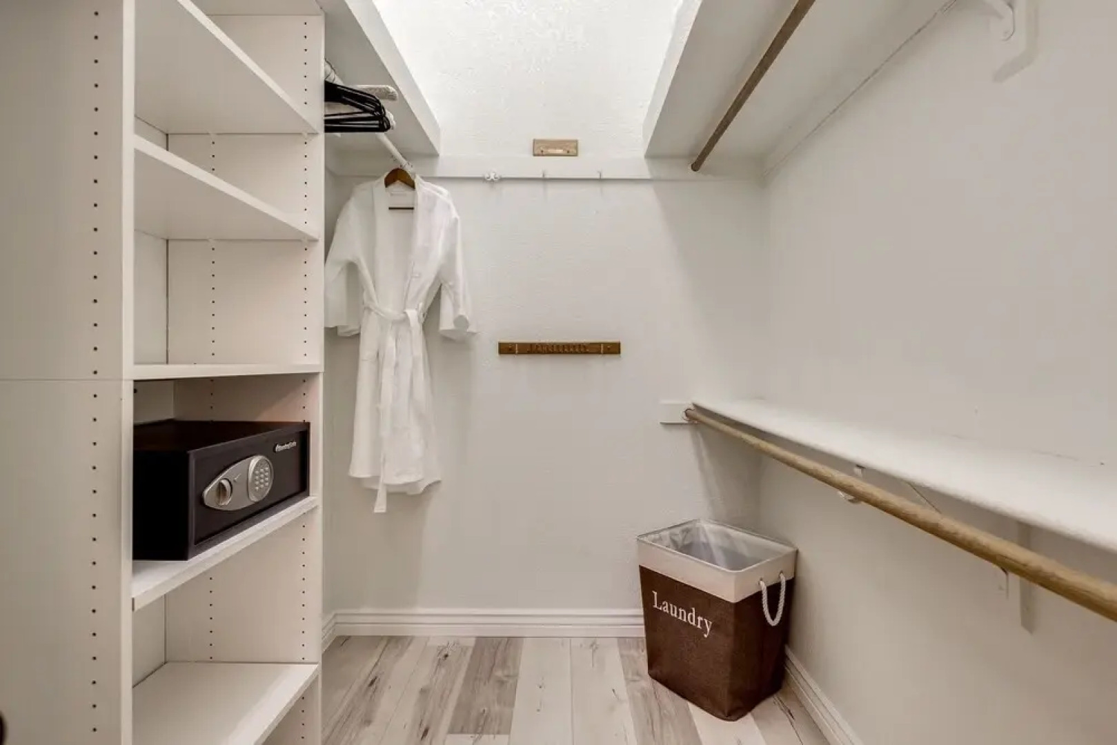 Sack Dr 3 Bedrooms 2 Bathrooms Home