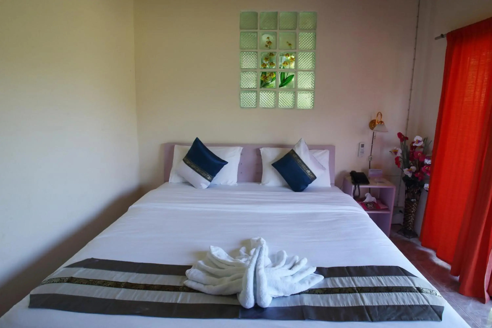 Phuchomjan Resort