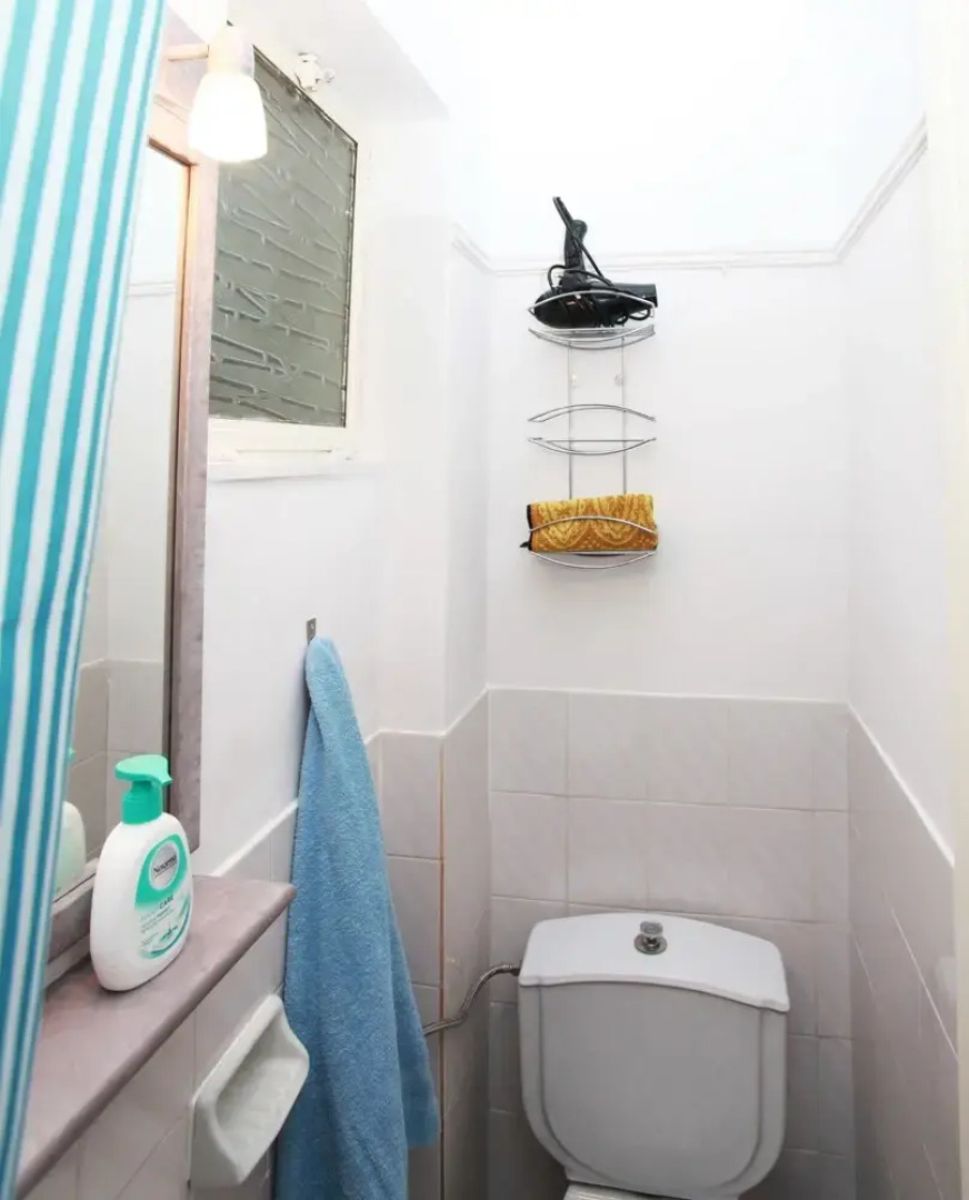 Just a hop away from the beach