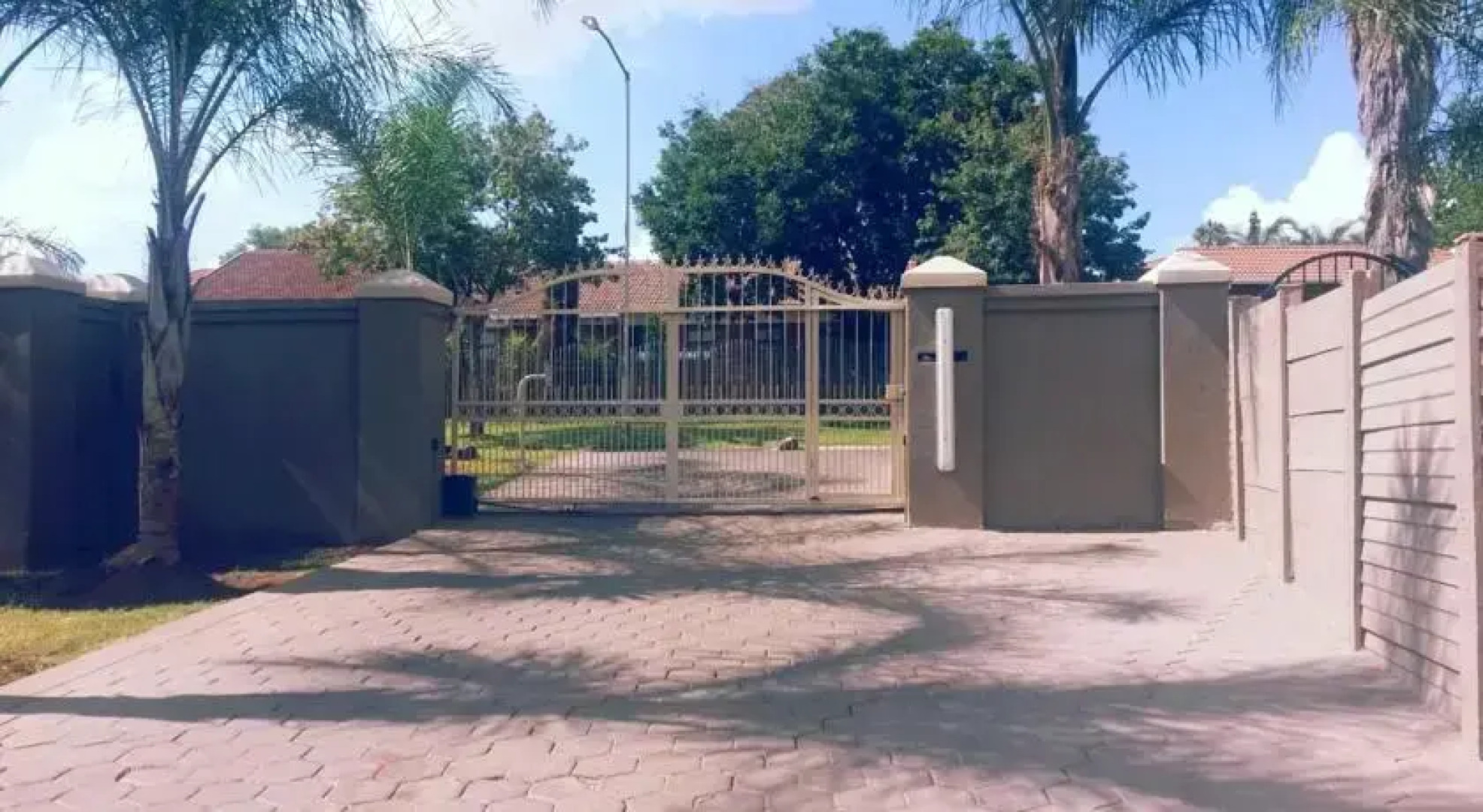 Africa Bed And Breakfast