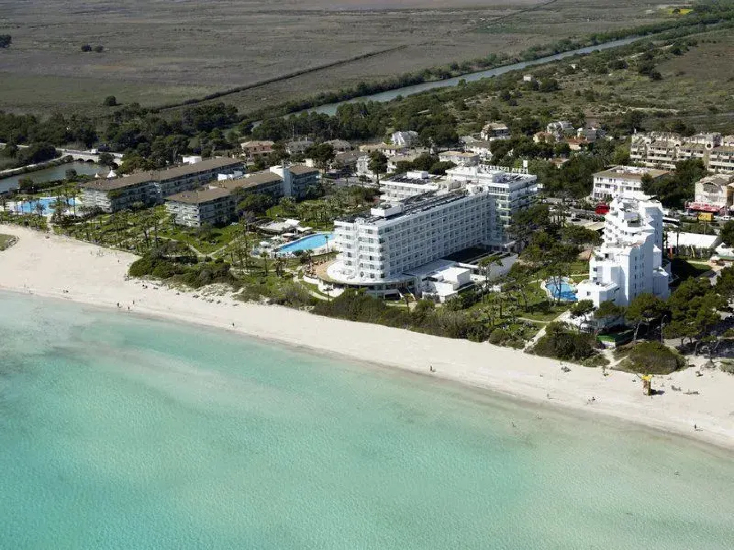 Playa Esperanza Suites
