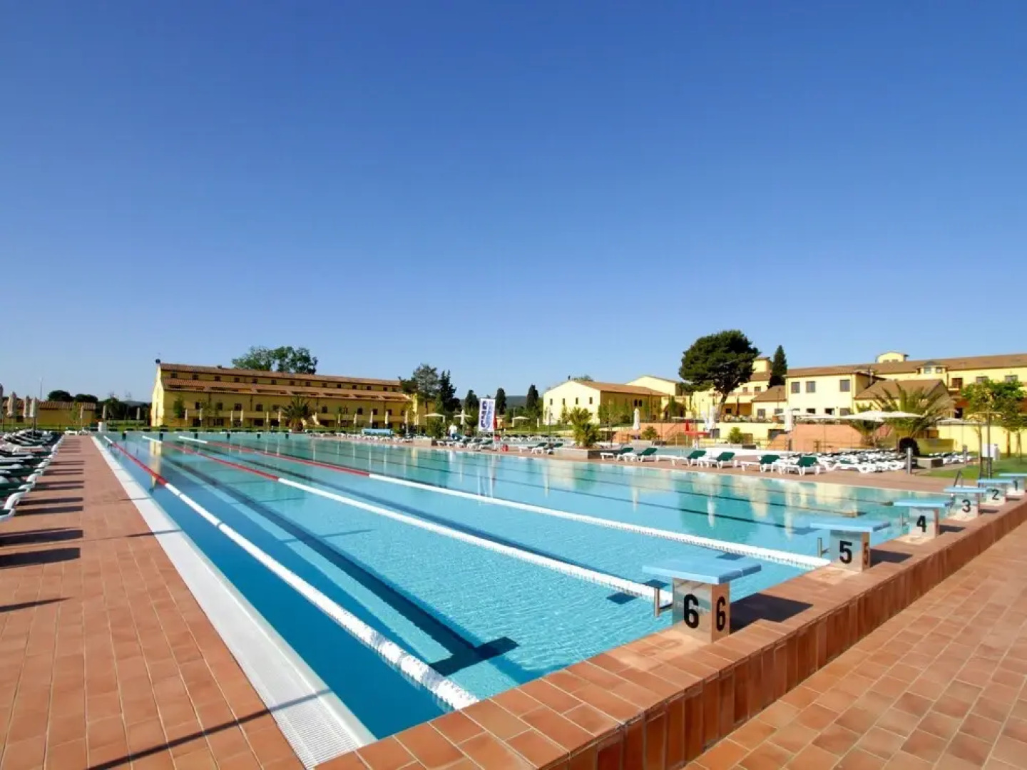 Stylish Apartment With AC and Terrace Near the Tuscan Coast