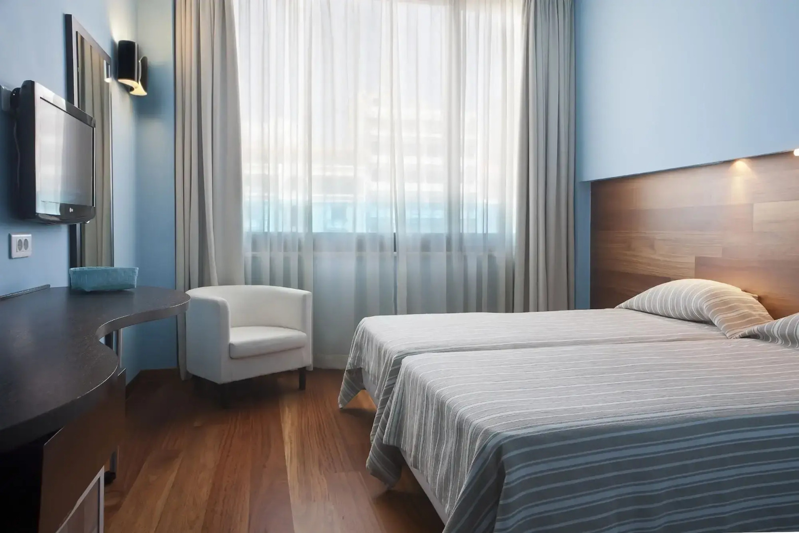 Отель Athens Center Square