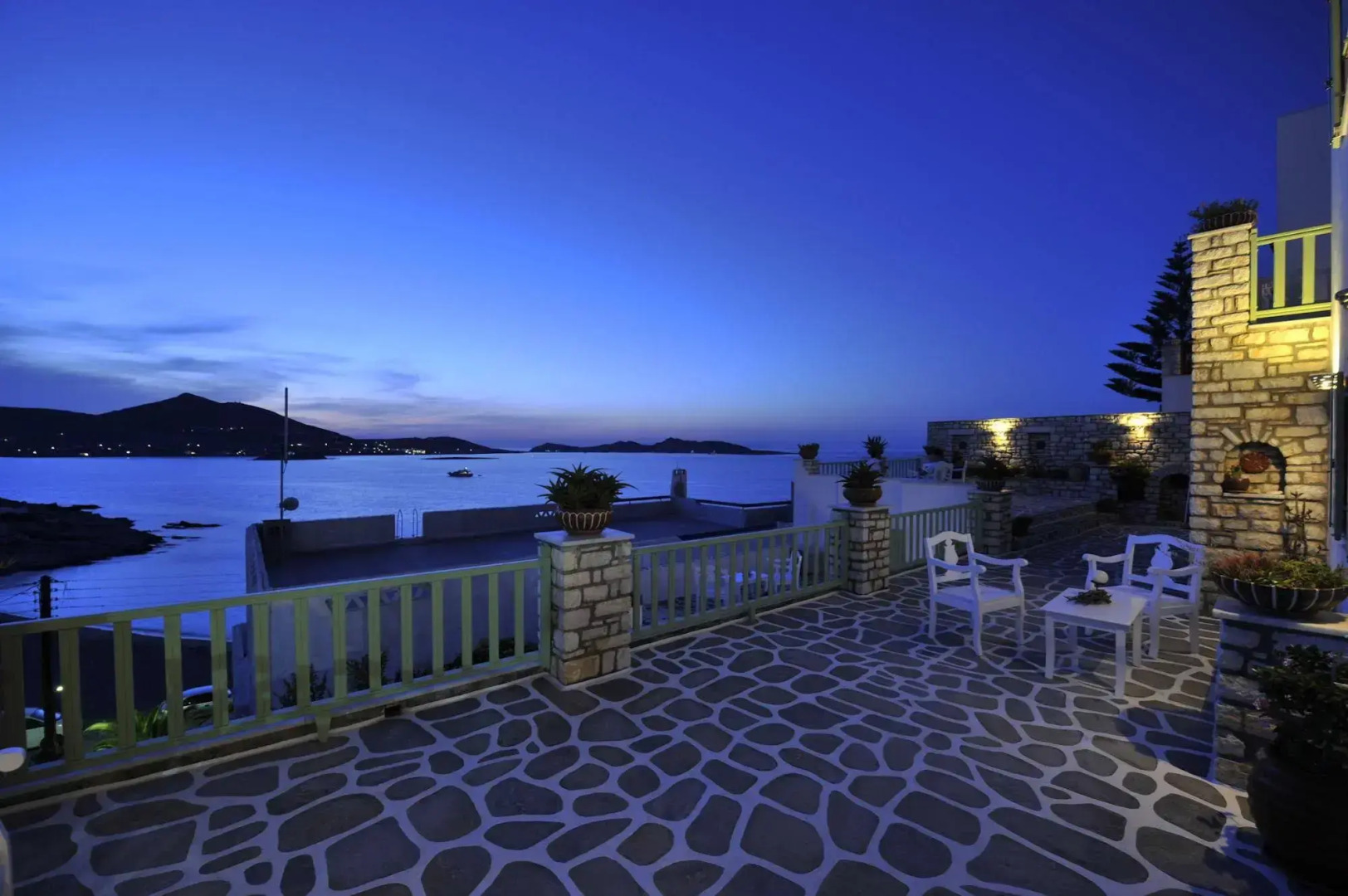 Villa Isabella Studios & Suites