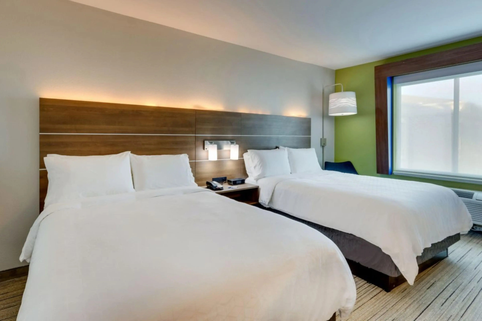 Holiday Inn Express Hotel and Suites Mankato East by IHG
