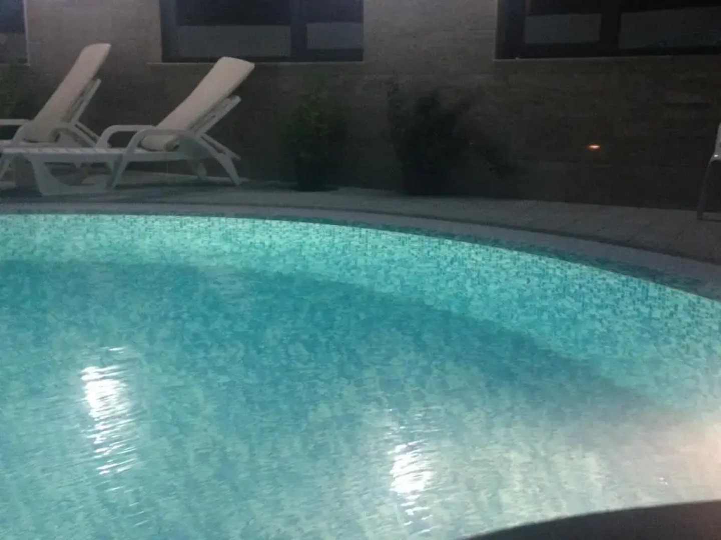 Golden Sea View Apartments