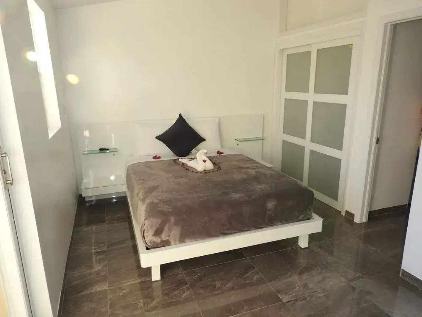Villa 233B Jolly Harbour