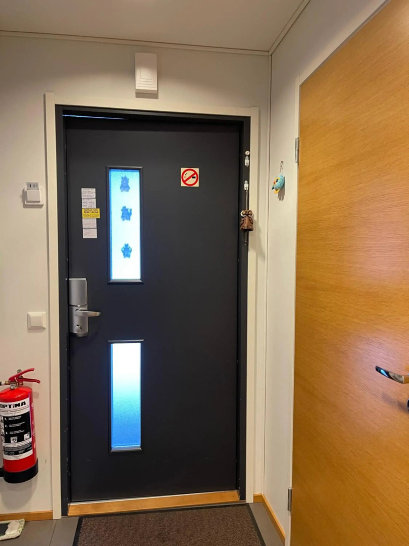 Дом у спа-центра и озера