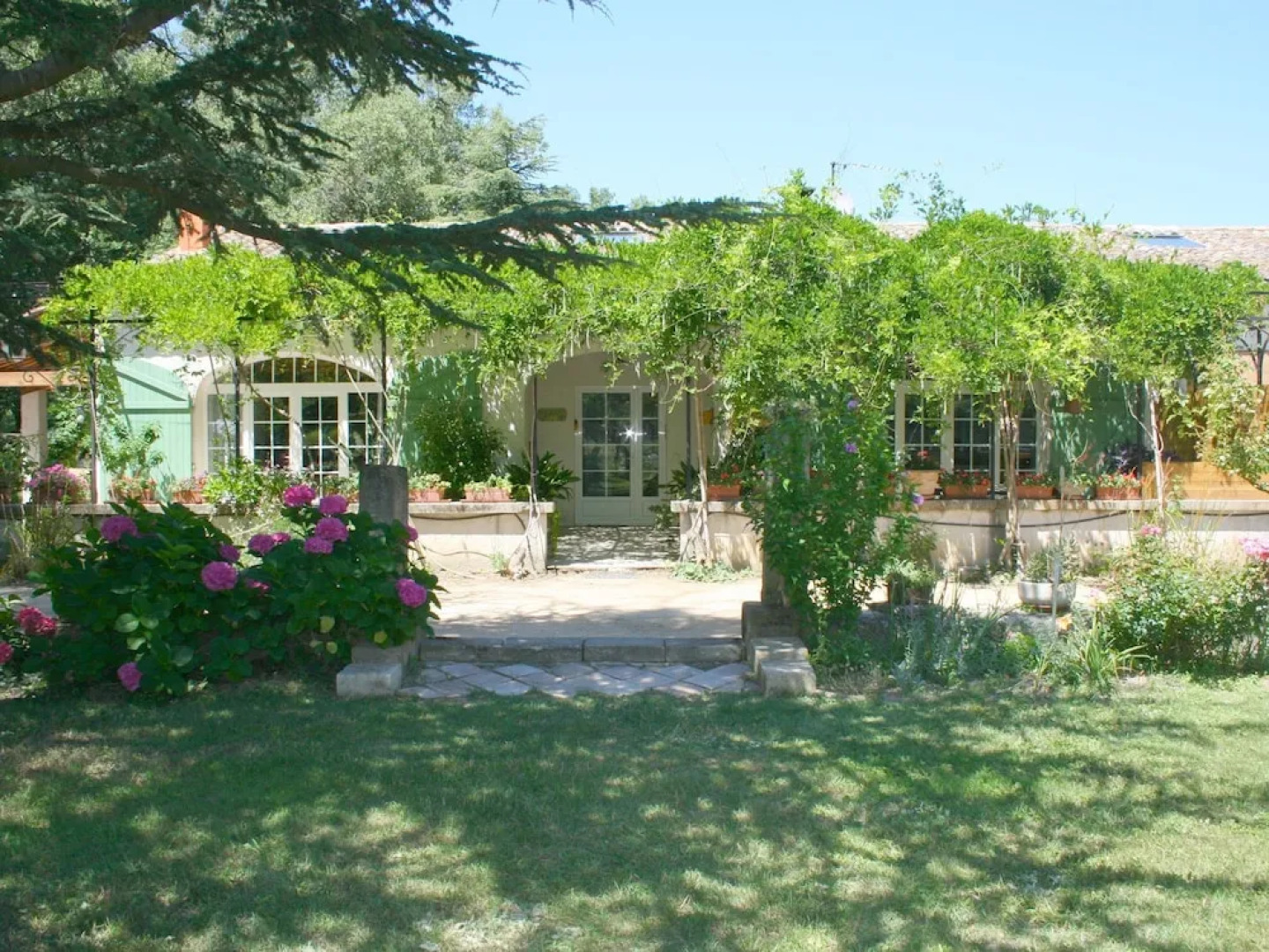 Large House With Pool in a Lush Green Environment