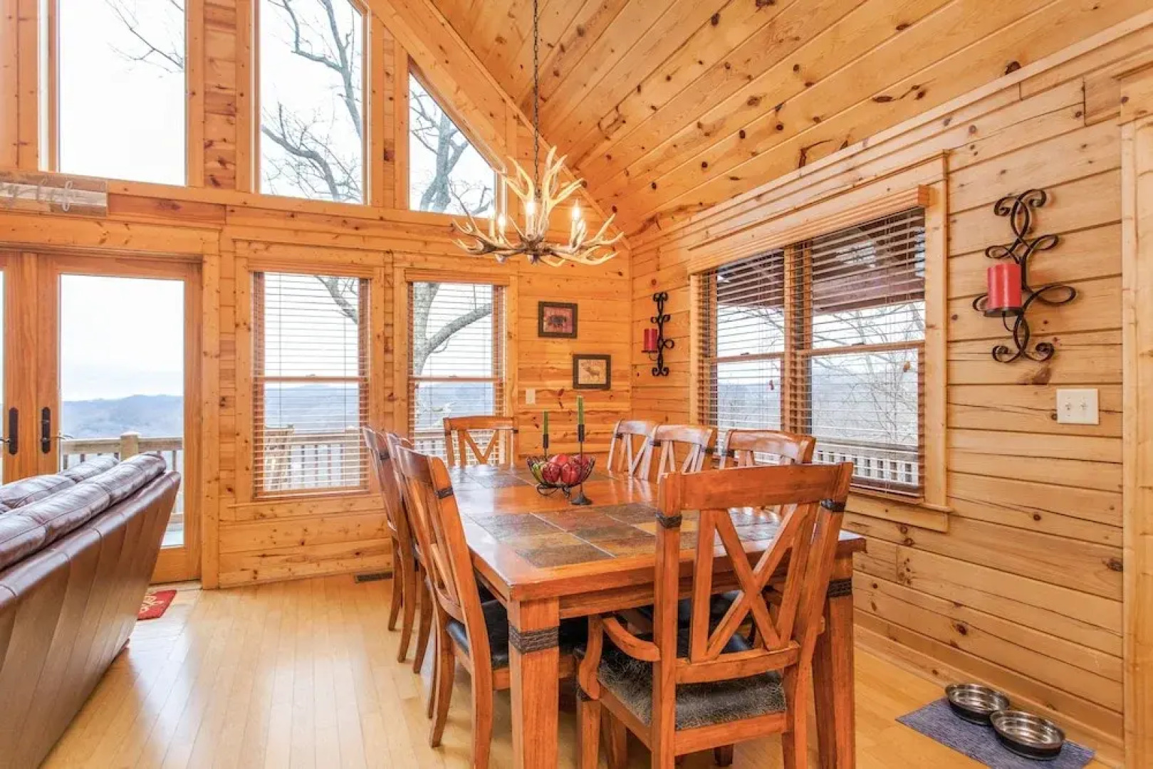 69 Valley Heights Home 4 Bedrooms 3.5 Bathrooms Home