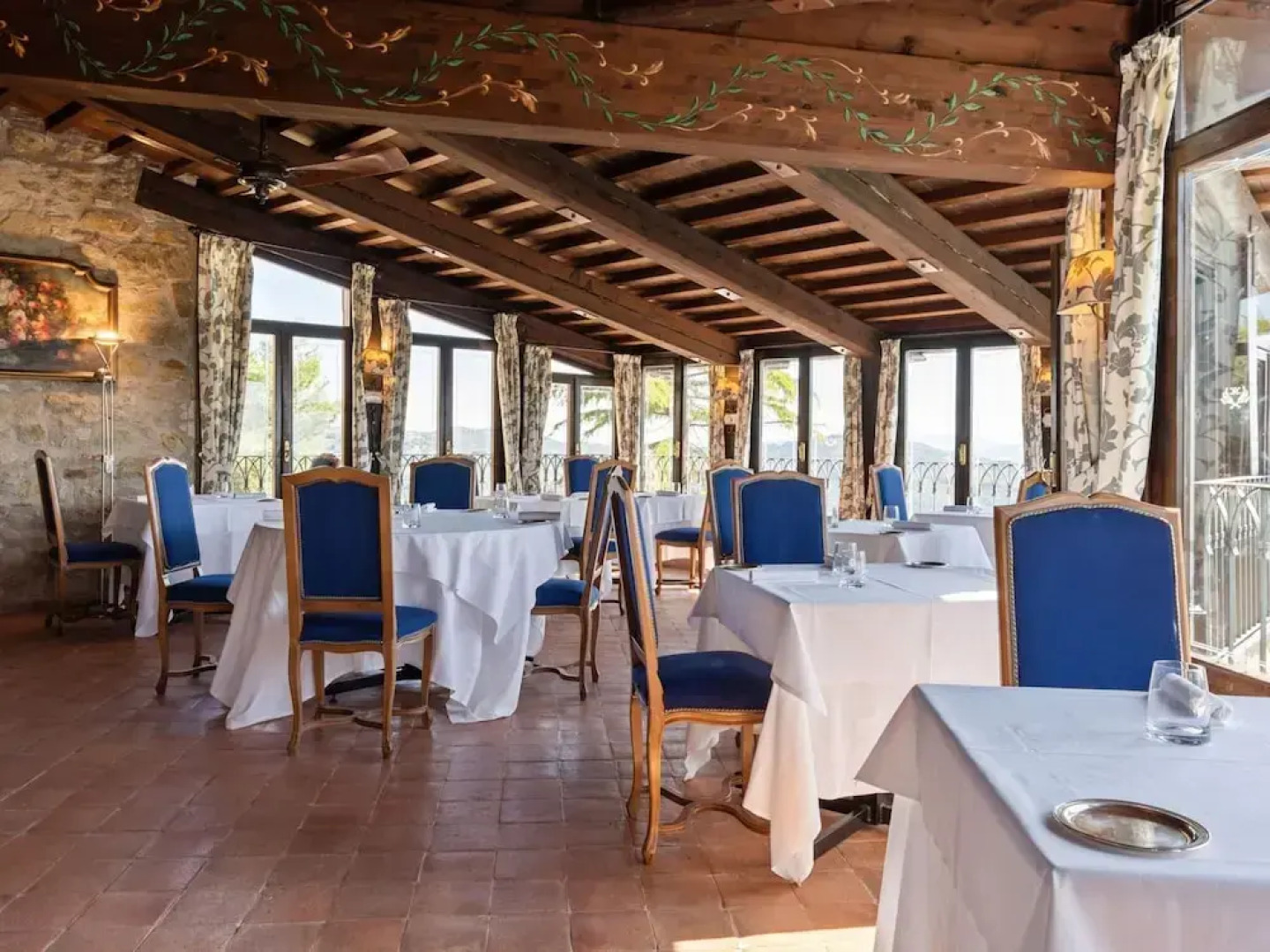 Elegant Apartments in Resort With Swimming Pool set in Nature