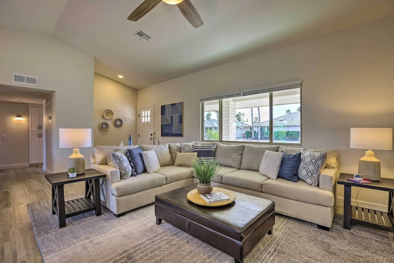 Putting Green, Grill: Home in Sun City West!