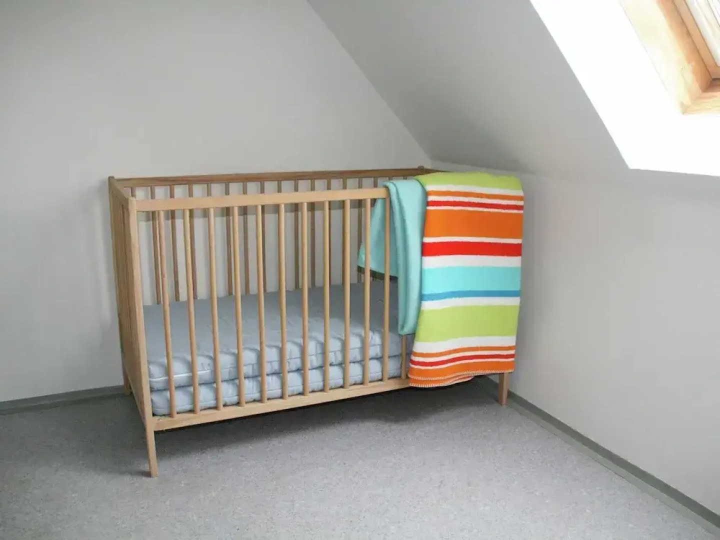 Authentic Holiday Home with Garden near Trutnov