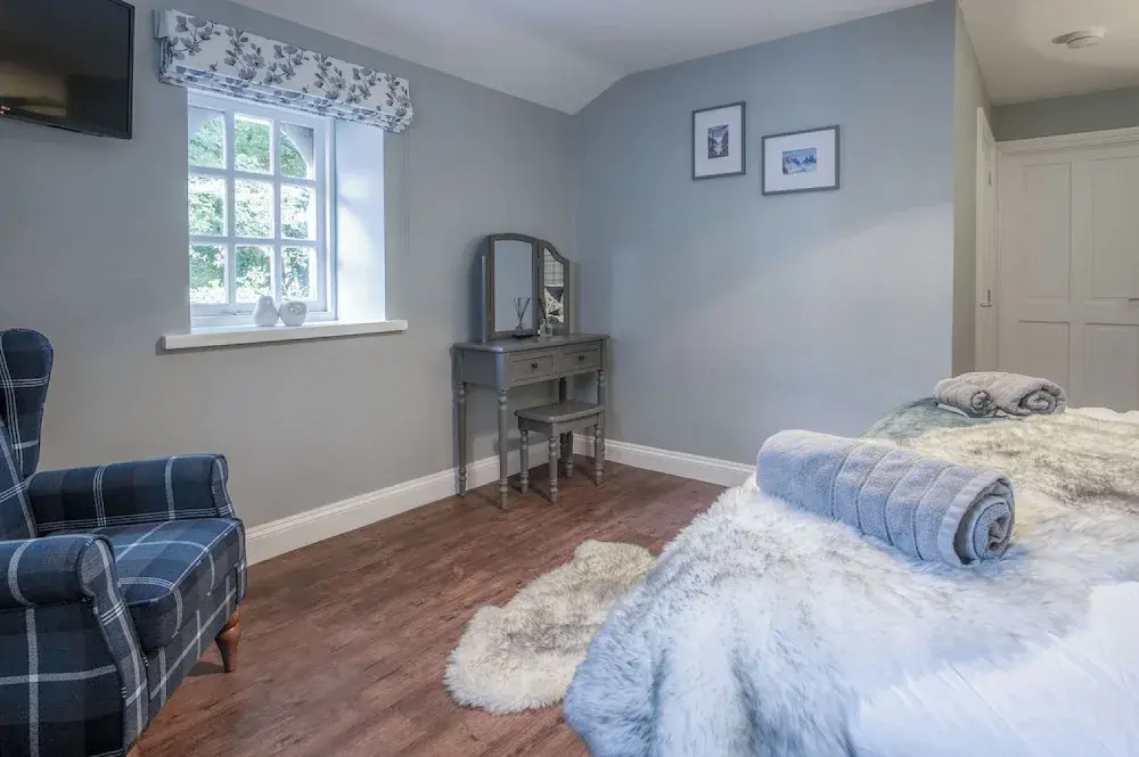 The Stables - 2 Bedroom Cottage - Princes Gate