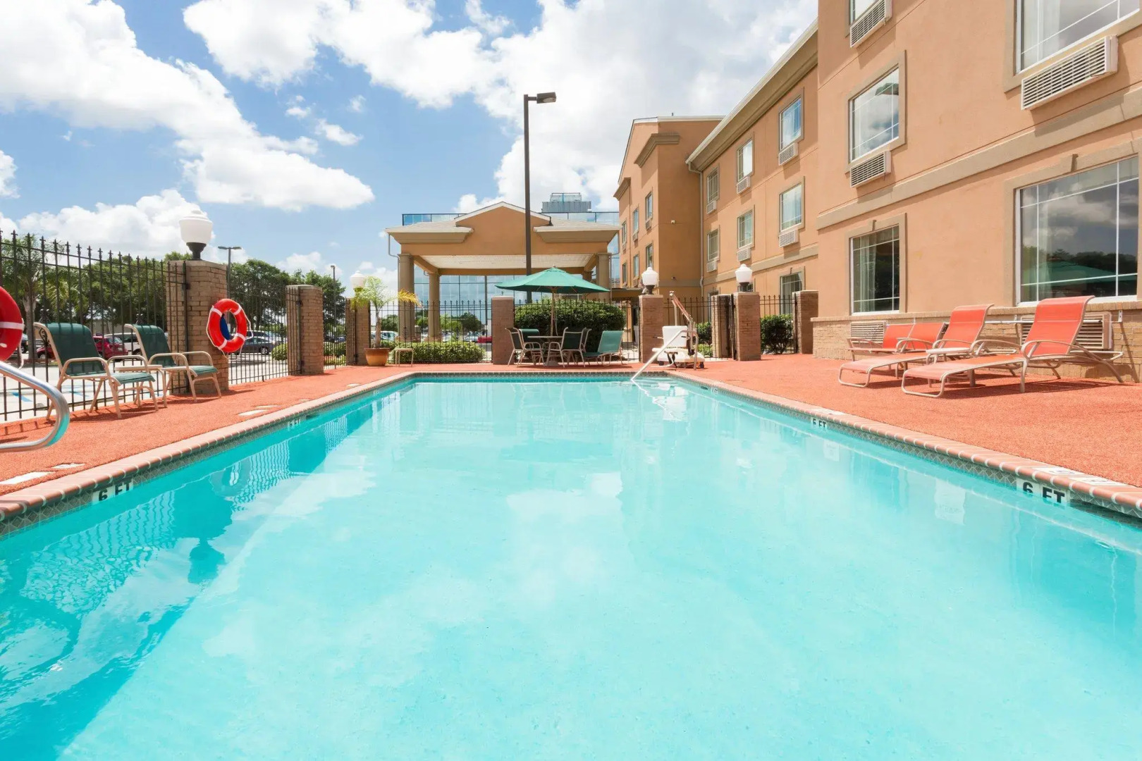 Holiday Inn Express Harvey-Marrero by IHG