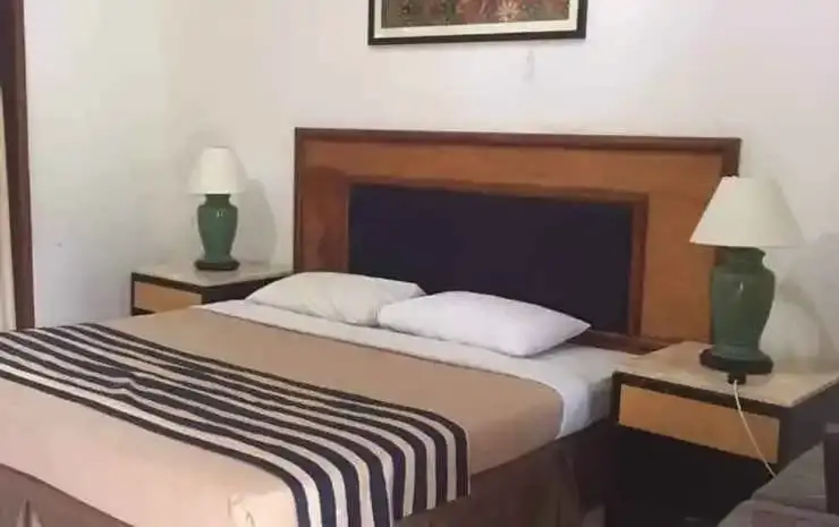 Hotel Sudara Beach Resort