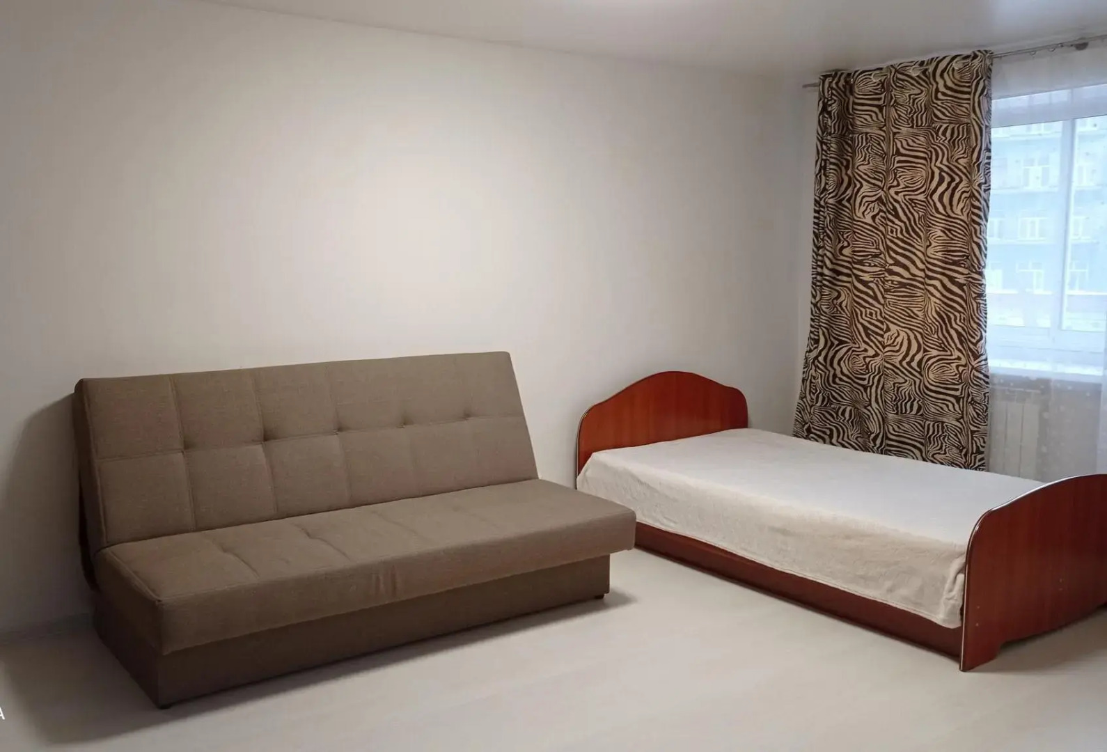 Loyal'ь (Лояль) на проспекте Строителей