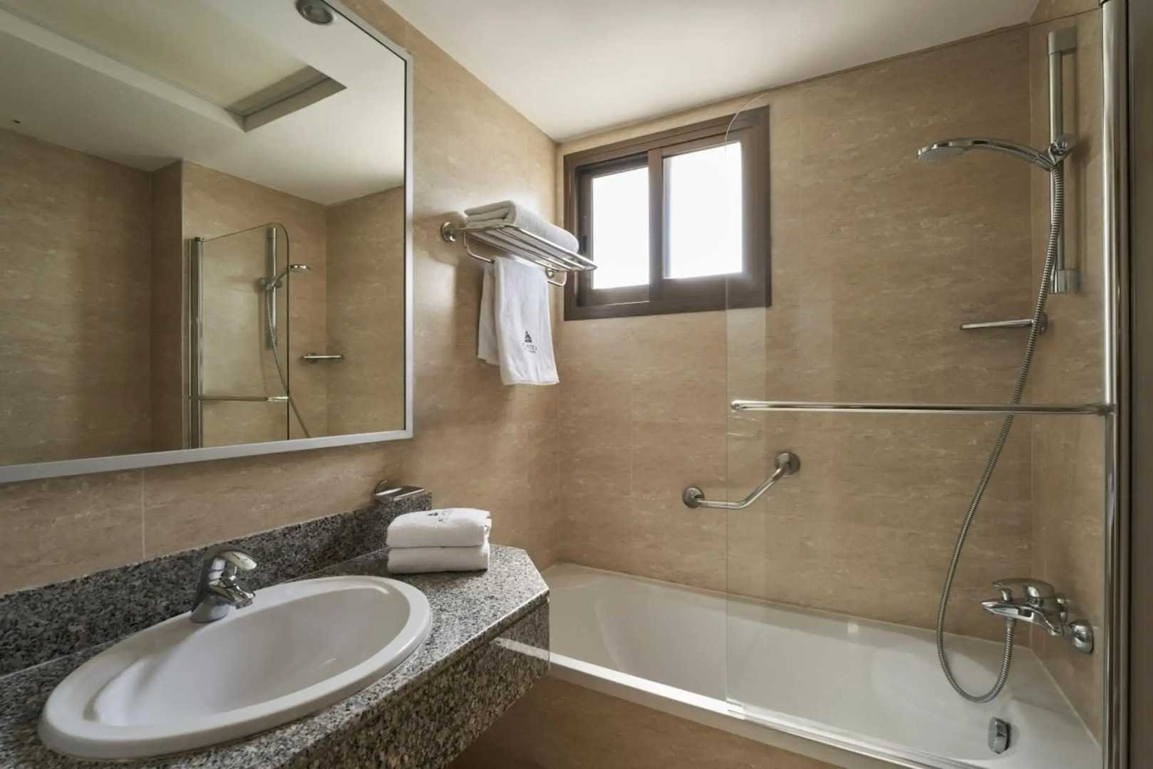 Atlantica Oasis Hotel And Gardens