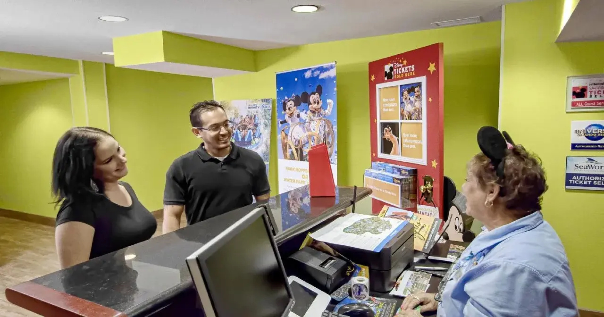 Galleria Palms Hotel