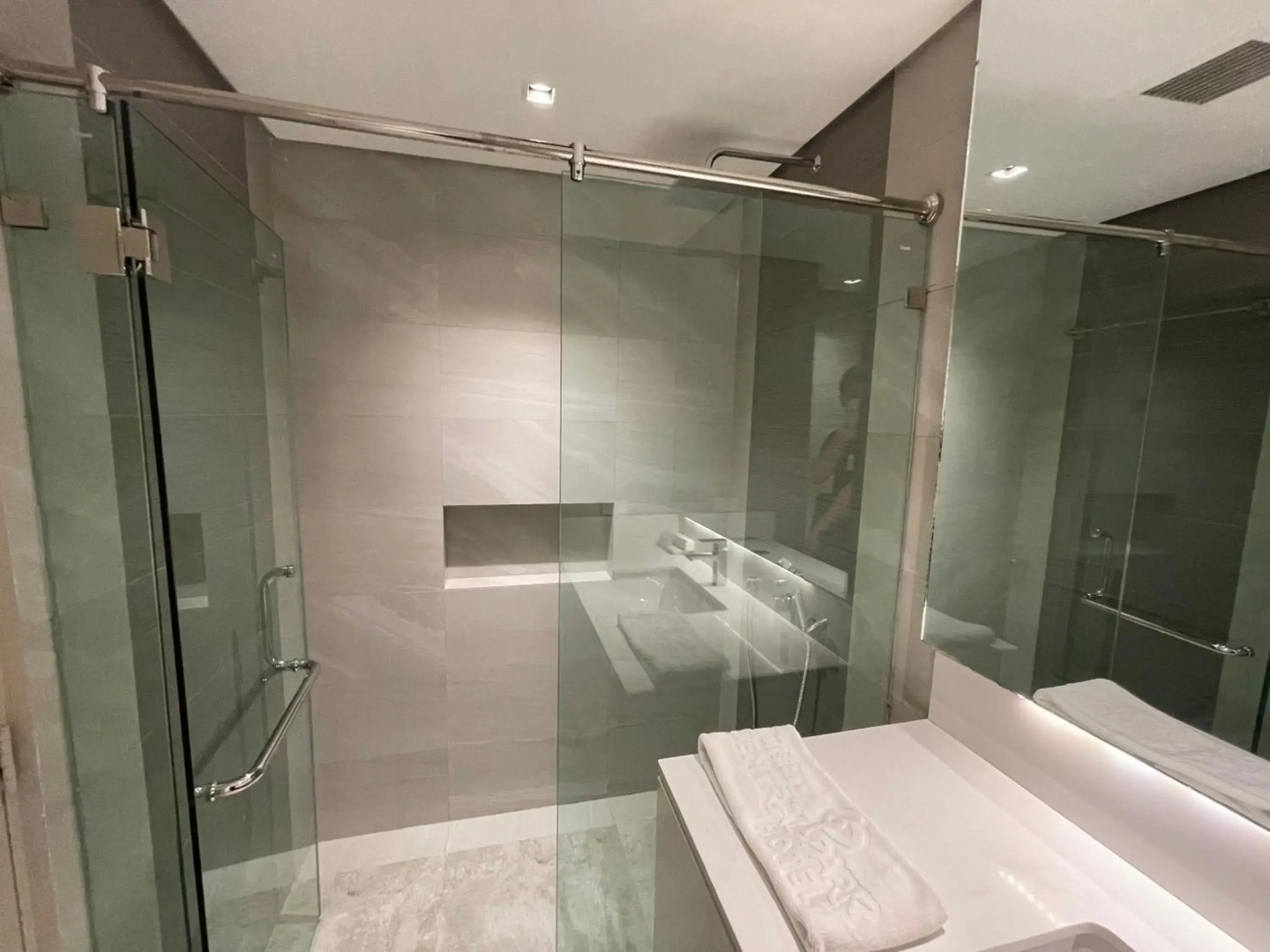 Luisita Central Park Hotel