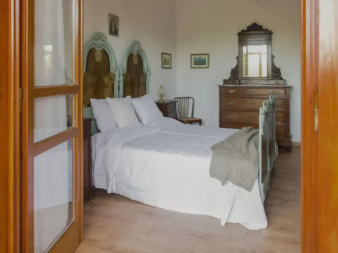 Luxurious Villa in Sirolo With Swimming Pool