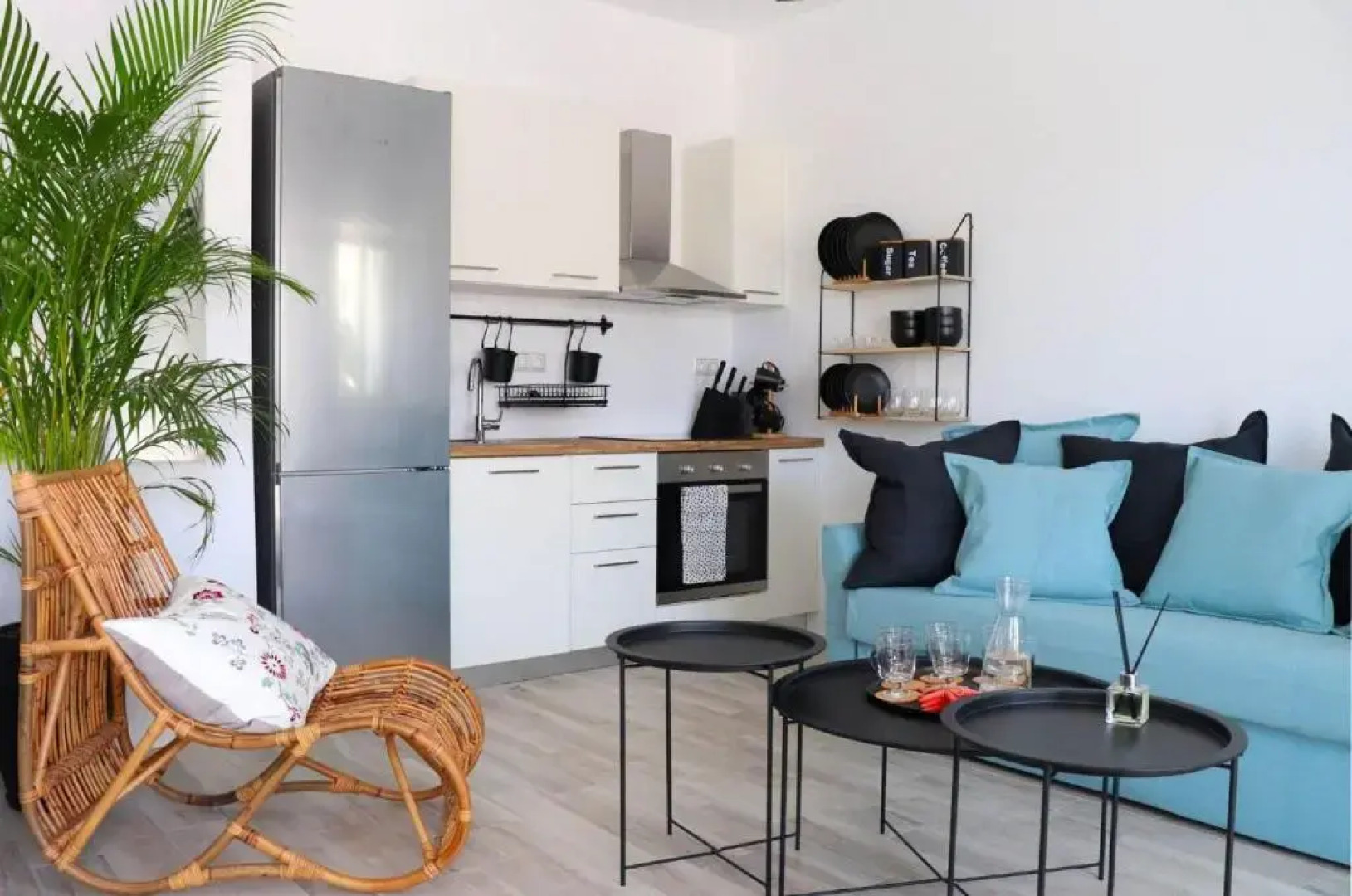 The Nine Graces - Agios Prokopios Beach Villas with Private Swimming Pools