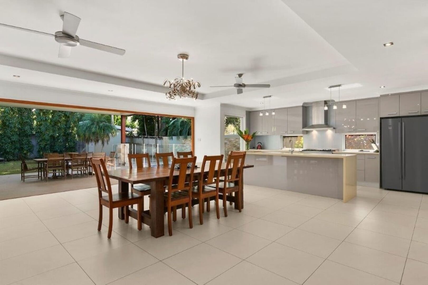 Luxury Home near Marina